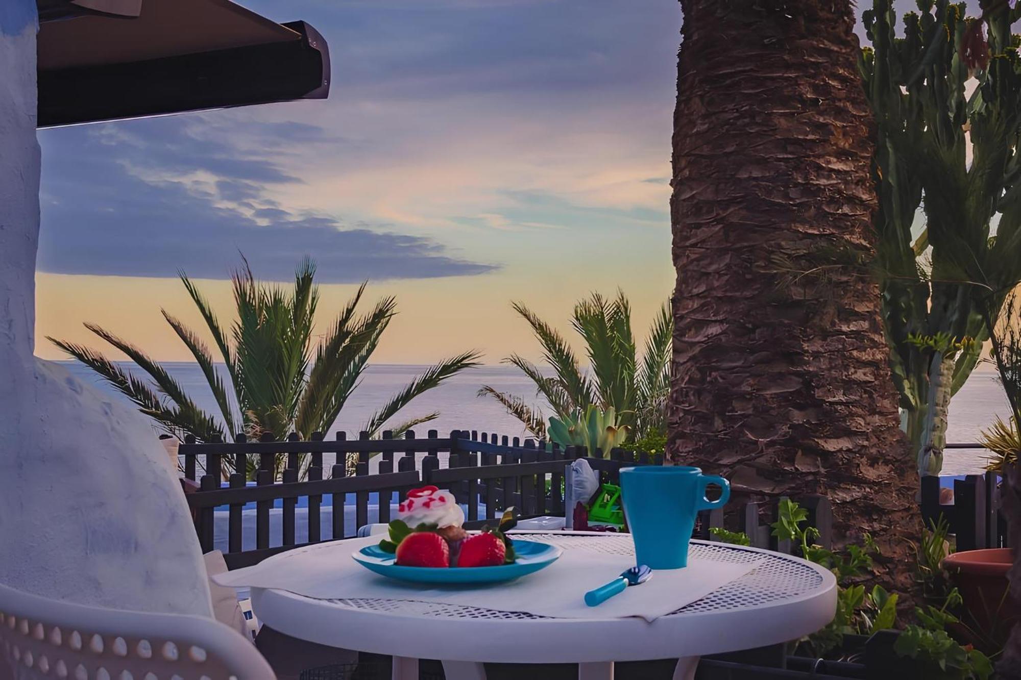Vistas De Ensueno Al Mar En Playa Del Aguila Villa Eksteriør billede